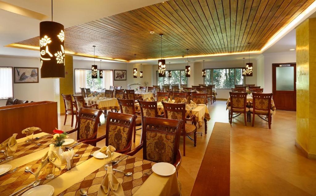 Spice Grove Hotel Thekkady Exterior photo