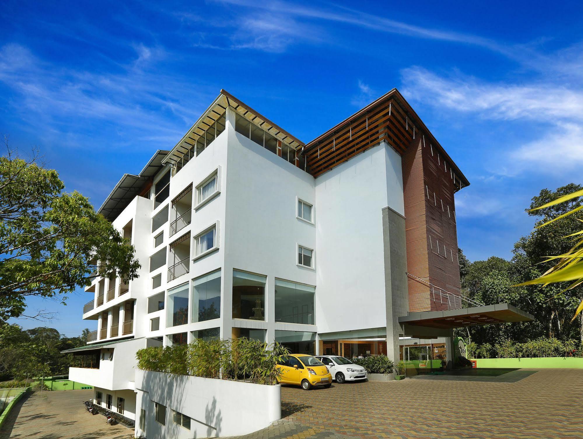 Spice Grove Hotel Thekkady Exterior photo